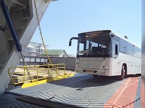 Рейсовые автобусы возобновили движение через Керченский пролив