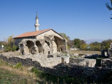 Старинная мечеть в Крыму нуждается в реставрации