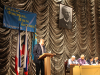 Сергей Аксенов принял участие во всекрымской конференции крымско-татарской общественности