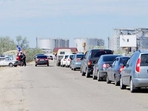Очередь на паром из Крыма перевалила за тысячу авто
