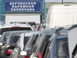 Очередь в порту «Крым» «похудела» на 25%