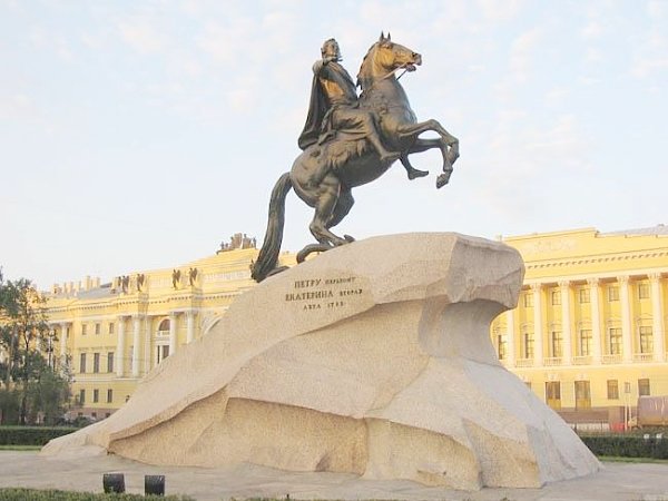 Санкт-Петербург. Д.Н. Вороненков и Ю.П. Синельщиков приняли участие в научно-практической конференции, посвященной 150-летию судебной реформы в России