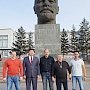 Коммунисты Бурятии защитят Ленина от чудачеств чиновников