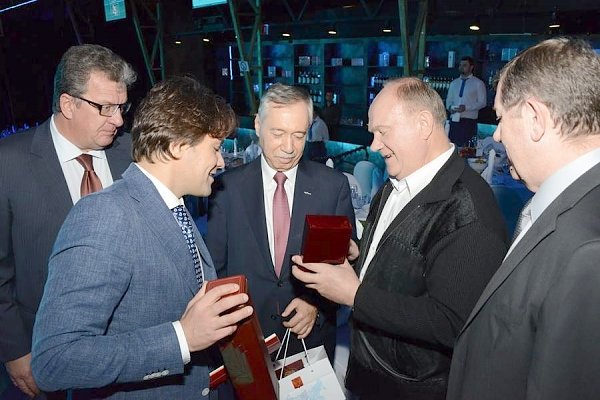Г.А. Зюганов поздравил информационное агентство «Интерфакс» с 25-летием