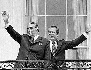 Брежнев санкций не боится. Полвека назад во главе страны встал настоящий борец за мир