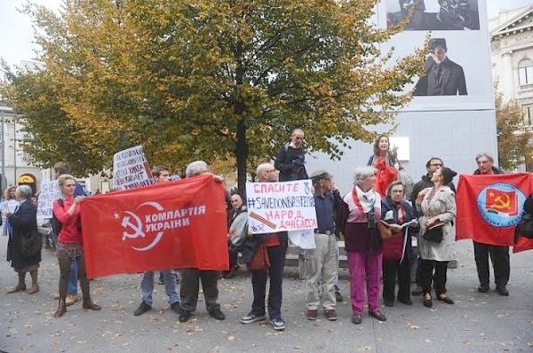 В Милане прошла акция протеста против империалистической агресии на Украине