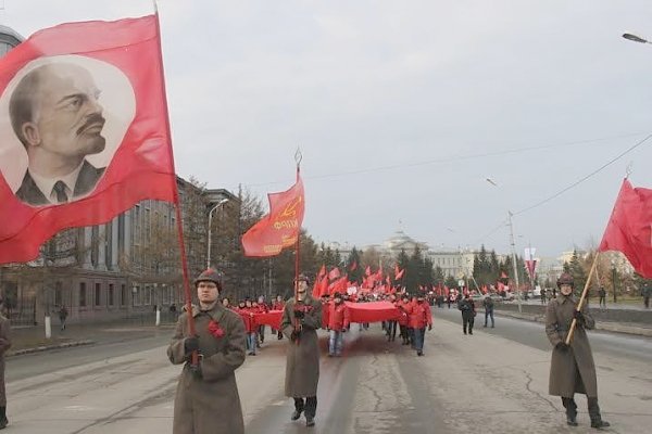 Омичи отметили 97-ую годовщину Великой Октябрьской Социалистической Революции