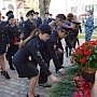 В МВД по Республике Крым почтили память сотрудников органов внутренних дел, погибших при исполнении служебного долга