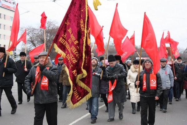 Демонстрация и митинг, посвященные 97-й годовщине Великого Октября, прошли в Комсомольске-на-Амуре