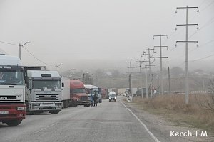 Паромное сообщение в Керчи остановлено из-за тумана