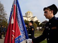 Сергей Аксёнов принял участие в церковно-общественных мероприятиях, посвящённых трагедии эвакуации Русской Белой армии