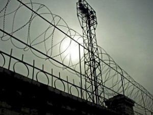 Заключенный совершил суицид в крымском суде