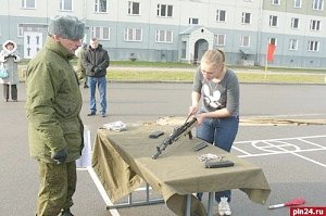 В Крыму школьников будут готовить к военной службе