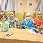 Белгородские комсомольцы в день матери посетили детский онкологический центр