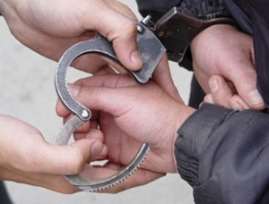 В Столице Крыма задержали трёх грабителей