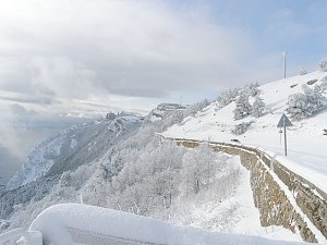 Минтранс распорядился закрыть несколько дорог в Крыму в случае непогоды