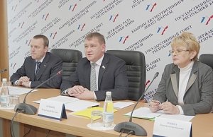 В Госсовете состоялось заседание круглого стола «Актуальные вопросы предупреждения и противодействия коррупции в Республике Крым»
