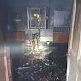 Из горящей квартиры в Севастополе вынесли двух человек