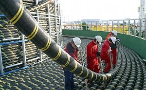Подводную линию электропередачи в Крым пообещали проложить за три года