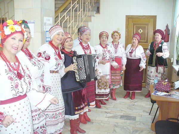 За объединение братских народов! Коммунисты во Владивостоке провели собрание представителей национально-культурных диаспор Приморья