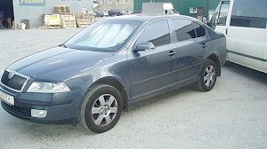 В Керчи угнали автомобиль Skoda Superb