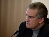 Сергей Аксёнов назвал бредом заявление Джемилева о причастности России к теракту в Париже
