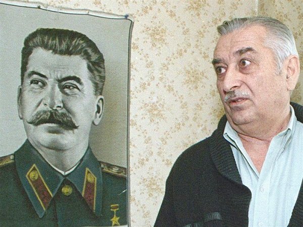 Внук И.В.Сталина обвинил историка Георгия Мирского в клевете на Генералиссимуса