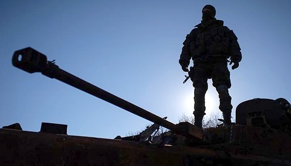 Каждый третий желает убивать. 33,2% жителей Украины отдали свой голос за продолжение военной операции в Донбассе