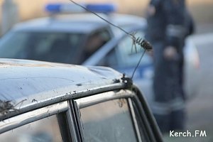 В Керчи «ВАЗ 2106» не справился с управлением и перевернулся