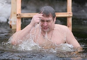 На Крещение в Крыму в массовом купании примут участие 7 тыс. человек