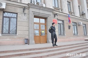 В Керченском суде тренировались спасать людей