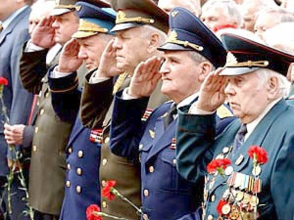 В.Н. Тетёкин: Военные пенсионеры имеют право на достойные пенсии