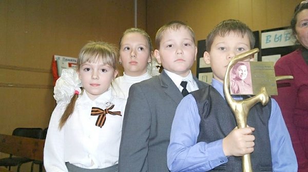Коммунисты Забайкалья организовали для школьников мероприятие, посвященное 71-й годовщине полного освобождения Ленинграда от блокады
