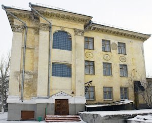 Поврежденную морозами систему отопления в интернате в Севастополе восстановили