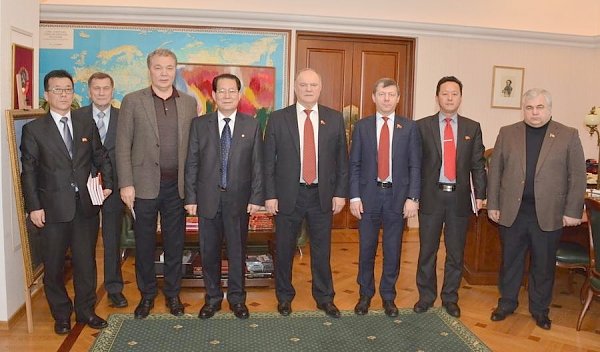 Г.А. Зюганов провел встречу с послом КНДР в России Ким Хен Чжуном