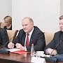 Г.А. Зюганов встретился с министром промышленности и торговли Д.В. Мантуровым