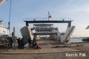 В порту «Крым» возобновлены работы по реконструкции причалов