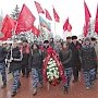 Торжественная церемония возложения венков прошла на Мемориале павших в годы Великой Отечественной войны в Курске