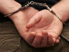 ​Полиция задержала жителя Феодосии, подозреваемого в серии мошенничеств