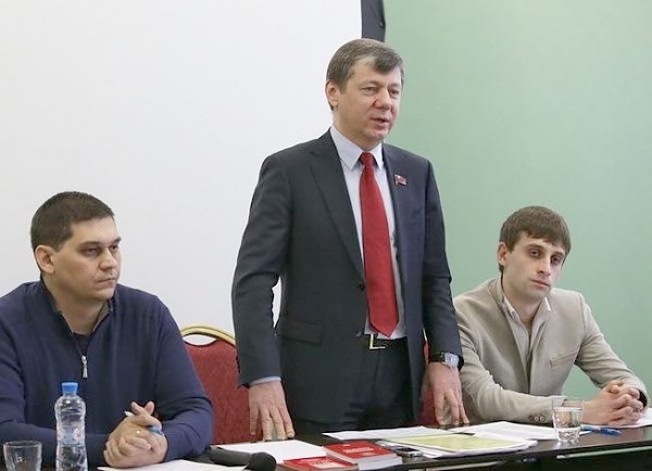 Д.Г. Новиков открыл обучение 11-го потока слушателей ЦК КПРФ