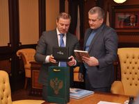 Сергей Аксёнов провёл встречу с главой Федерального агентства лесного хозяйства