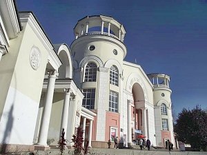 Дом кино в Столице Крыма предложили отремонтировать за счёт Фонда культуры