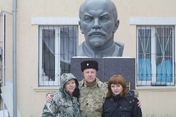 Коммунисты Уральского Федерального округа отправили следующий гуманитарный конвой жителям ЛНР