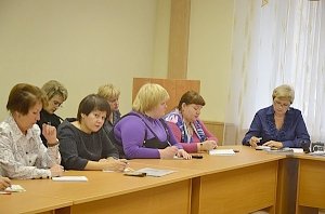 Прокуратура заставила выплатить зарплату за январь учителям школ Симферополя