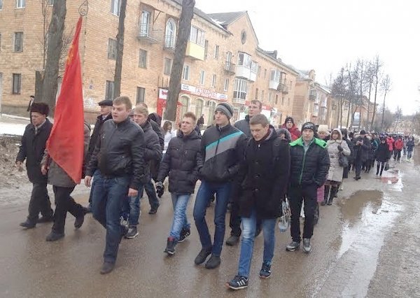 Тульская область. Шествиями, митингами и возложениями отметили местные отделения КПРФ День создания Красной Армии