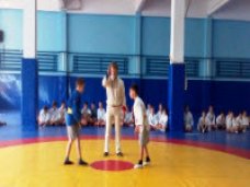 В Алуште прошёл чемпионат города по борьбе самбо