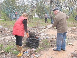Власти Феодосии предложили устраивать уборки территории по четвергам