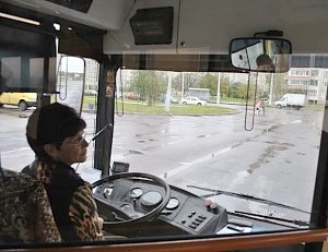 Водители троллейбусов в Столице Крыма не вышли на работу из-за долгов по зарплате