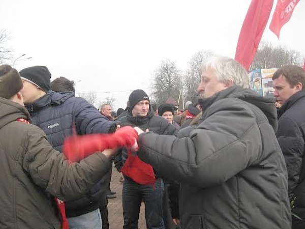 За провокации – к ответу! Псковские коммунисты требуют найти и привлечь к ответственности провокаторов