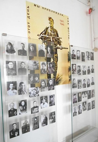 Курганские коммунисты приняли участие в открытии выставки «Солдаты Победы»